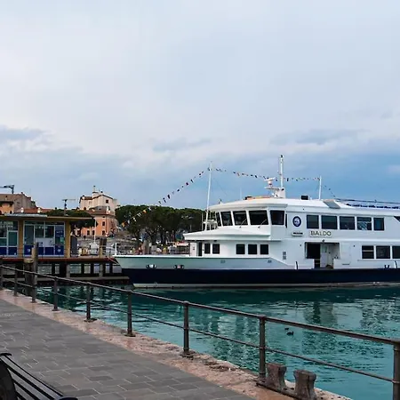 Casa Patty Διαμέρισμα Ντεζεντσάνο ντελ Γκάρντα